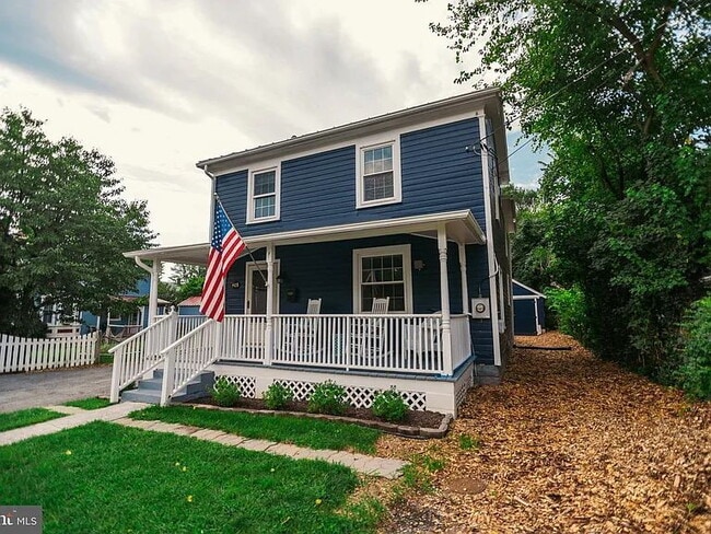 405 E Prospect St