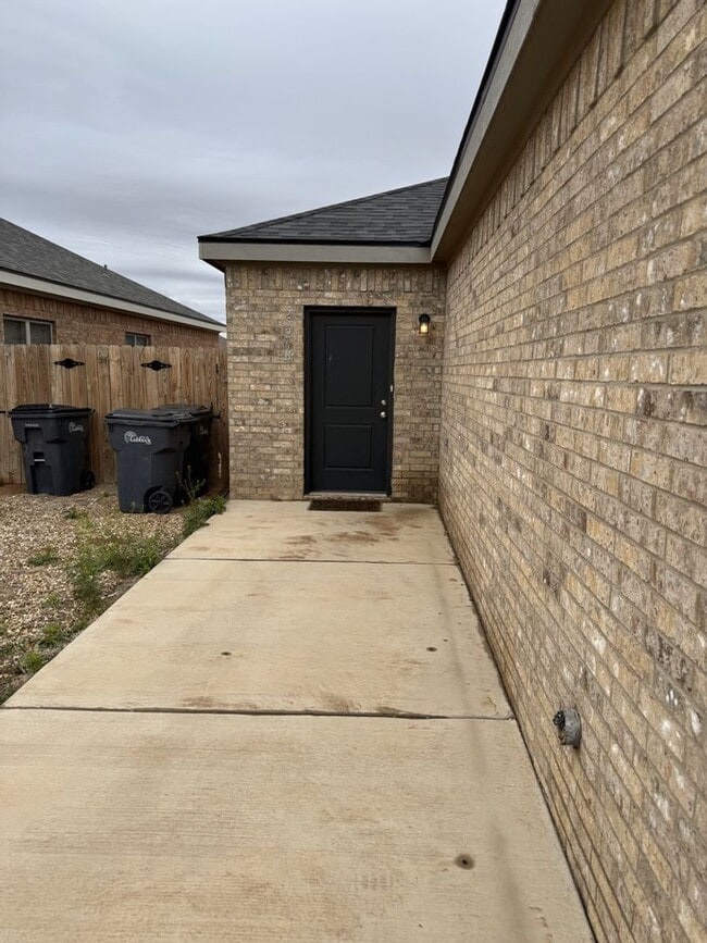 property at 5526 Itasca St