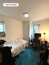 326 W 47th St in New York, NY - Building Photo - Building Photo
