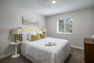 The Flats Off Main in Lexington, SC - Building Photo - Interior Photo