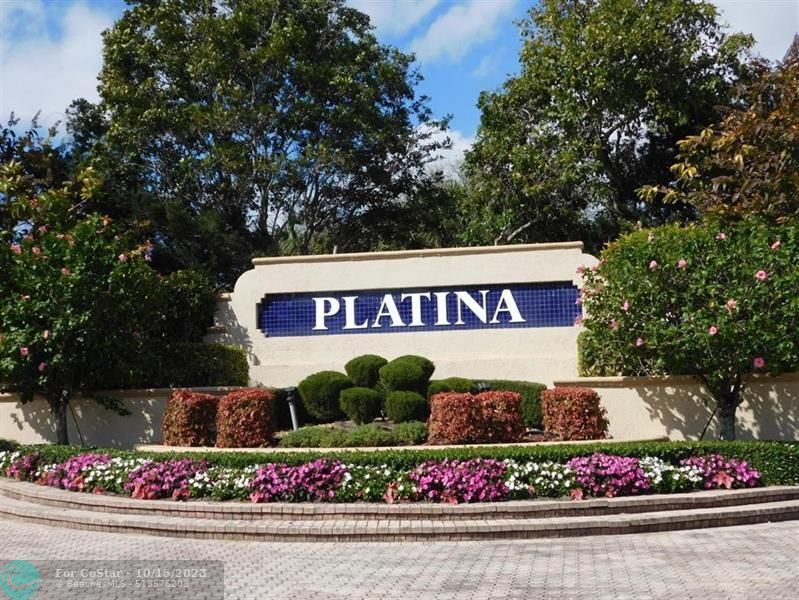 5188 Europa Dr-Unit -P in Boynton Beach, FL - Building Photo