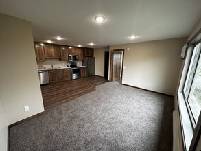 3rd Ave Apartments in Buffalo, MN - Building Photo - Building Photo