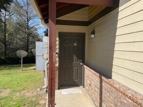 2315 Timber Oak Ln in Tallahassee, FL - Building Photo - Building Photo