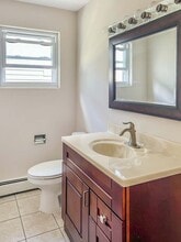 5043 W Cornelia Ave in Chicago, IL - Building Photo - Building Photo