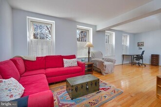 3630 39th St NW in Washington, DC - Building Photo - Building Photo