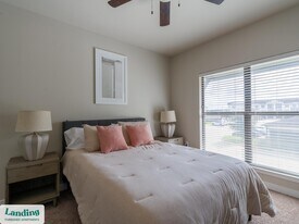 1002 Katy Gap Rd, Unit 1022 in Katy, TX - Building Photo