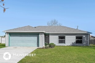 2709 W Covington Dr in Deltona, FL - Building Photo