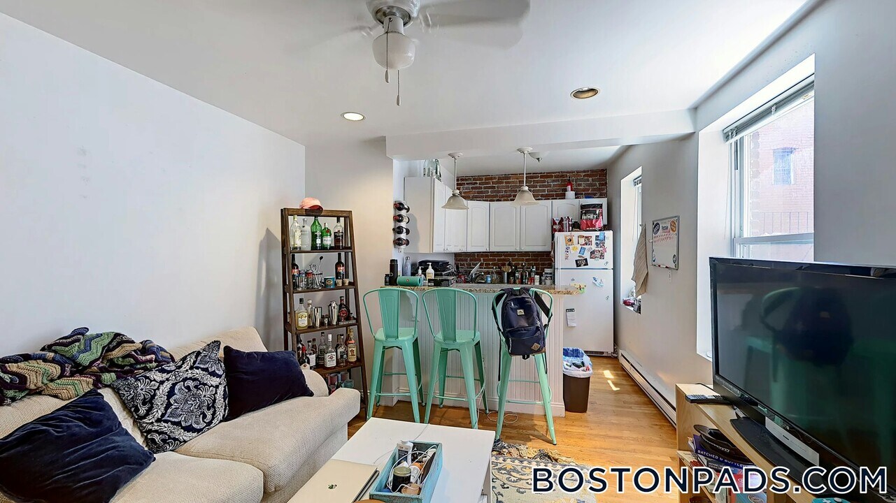91 Prince St in Boston, MA - Building Photo