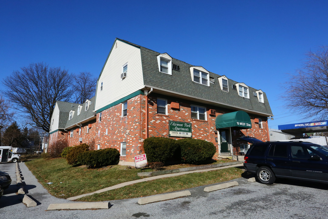 Edgemont Park Apartments in Chester, PA - Building Photo