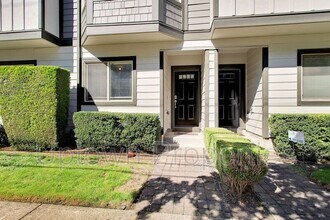 8900 SW Elena Ln in Tigard, OR - Building Photo - Building Photo