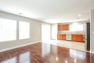 11124 Verismo St in Las Vegas, NV - Foto de edificio - Building Photo