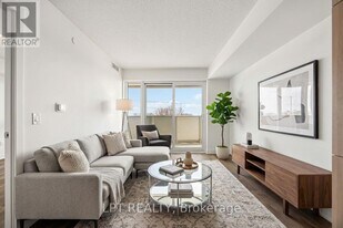 1010 Sandy Beach Rd in Pickering, ON - Building Photo