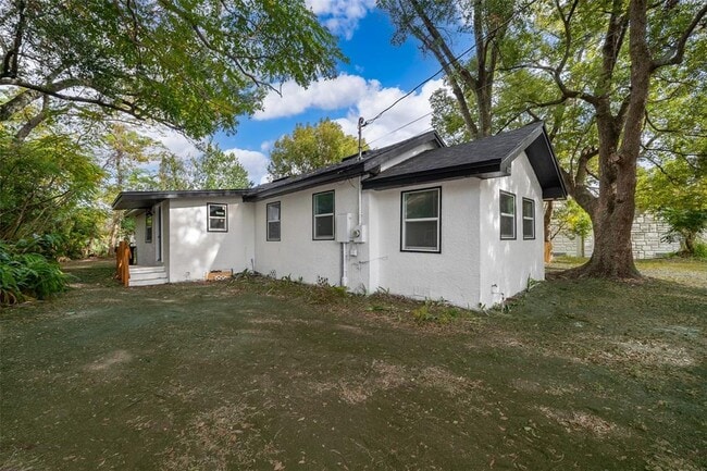 property at 613 Citrus St