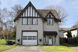 10235 62nd Ave S in Seattle, WA - Building Photo