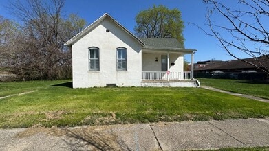 409 W Carpenter St in Springfield, IL - Building Photo - Building Photo