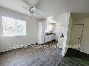 2064 N Ventura Rd in Oxnard, CA - Building Photo - Building Photo