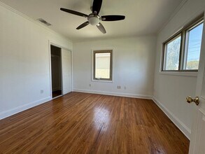 518 Magnolia Ave in Inglewood, CA - Building Photo - Building Photo