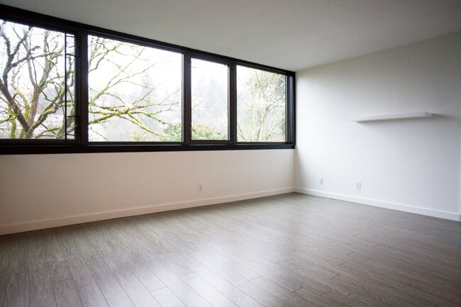 property at 2020 SW Main St