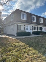 506 W Washington Ave in Lake Bluff, IL - Building Photo