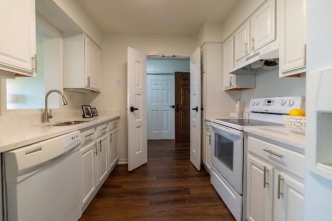 8700 Riley Dr in Little Rock, AR - Building Photo - Building Photo