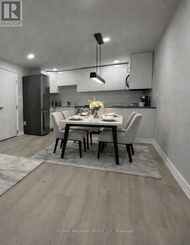 52 Nisbet Dr in Aurora, ON - Building Photo - Building Photo