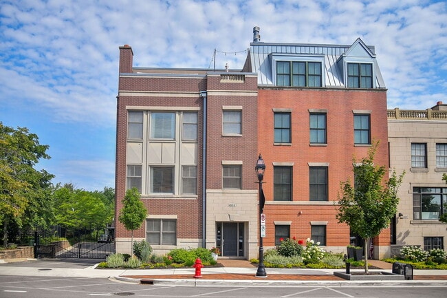 460 Pennsylvania Ave