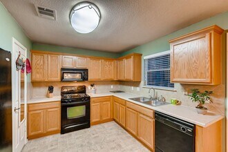 504 Woodsorrel Way in Round Rock, TX - Building Photo - Building Photo