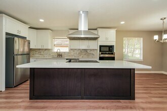 8010 Oak Moss Dr in Spring, TX - Building Photo - Building Photo