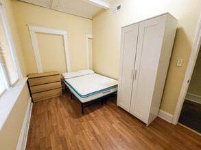 6011 Waterman Blvd, Unit #1 in St. Louis, MO - Building Photo - Building Photo