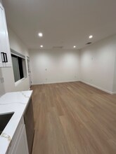 1290 Sawyer Ave in Simi Valley, CA - Building Photo - Building Photo