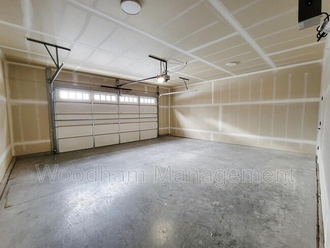 property at 1704 West Lincoln Street