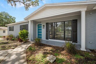 1903 E Diana St in Tampa, FL - Building Photo - Building Photo