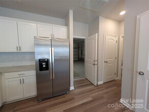 3433 Glenn Hope Wy in Matthews, NC - Building Photo - Building Photo