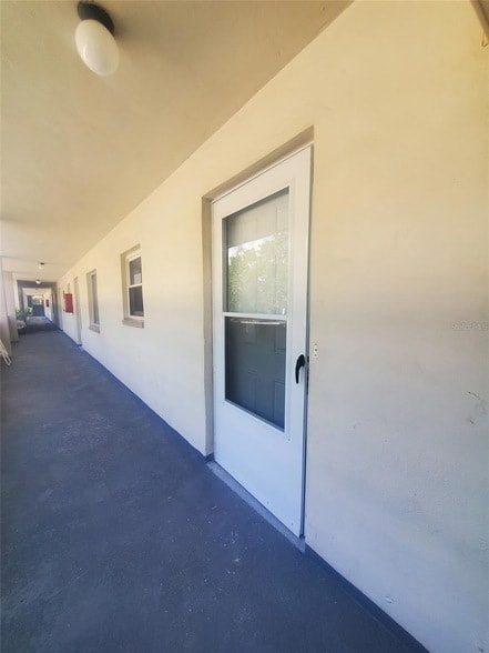 1524 Lakeview Rd, Unit 201 in Clearwater, FL - Building Photo - Building Photo