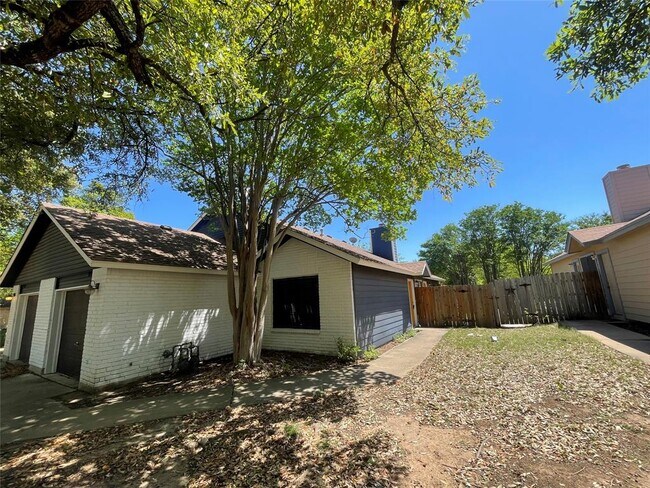 2029 Redwing Way in Round Rock, TX - Building Photo - Building Photo