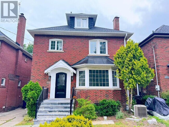 property at 326 Warren Rd