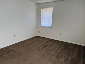 356 Oak Ave in Harahan, LA - Foto de edificio - Building Photo