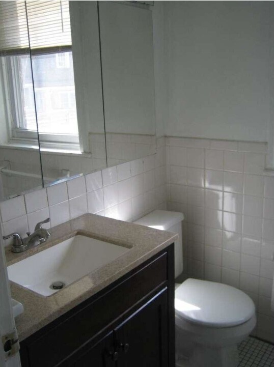 262 S 11th St in Philadelphia, PA - Building Photo - Building Photo