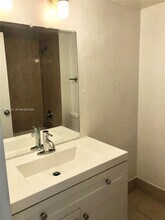 4150 NW 79th Ave, Unit 2G in Doral, FL - Foto de edificio - Building Photo