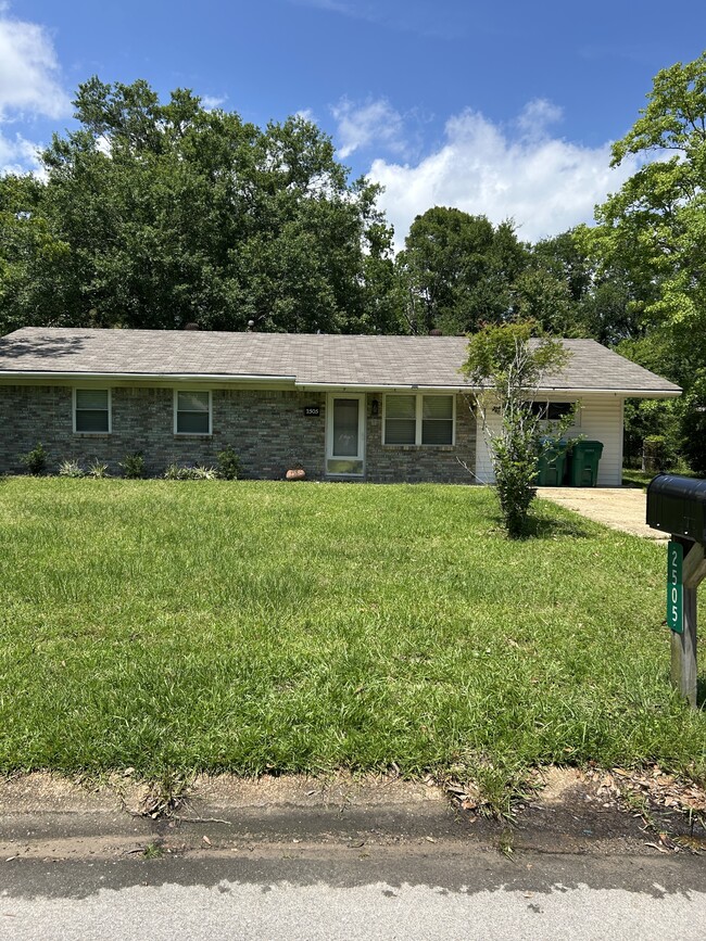 property at 2505 Fortson St