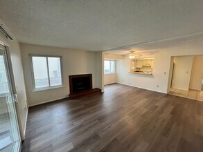 2339 Roundhouse Rd in Sparks, NV - Building Photo - Building Photo