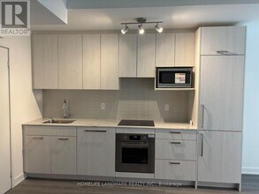 71 Curlew Dr in Toronto, ON - Building Photo - Building Photo