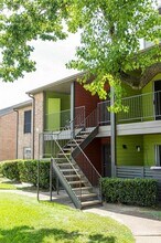 Sonoma Apartments in Houston, TX - Foto de edificio - Building Photo