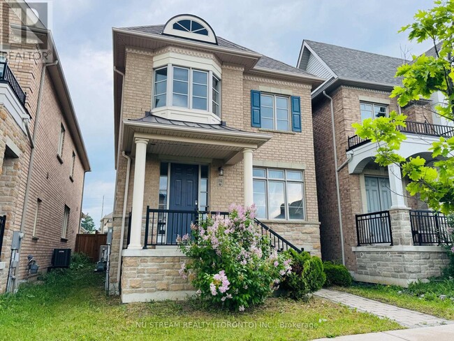 property at 194 Paradelle Dr