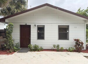 113 Sunrise Ave in Lantana, FL - Building Photo - Building Photo