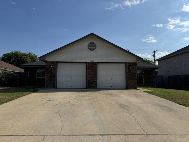 property at 3708 Gus Dr