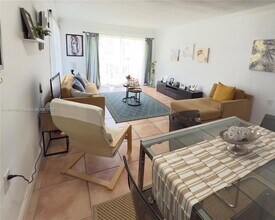 1631 NE 114th St, Unit 107 in Miami, FL - Building Photo - Building Photo