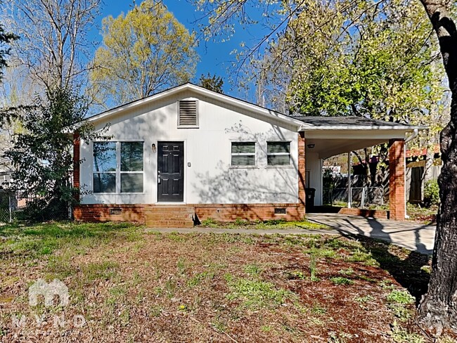 807 Edgerton Dr