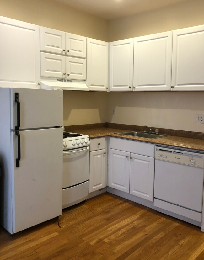 property at 27 Phillips St