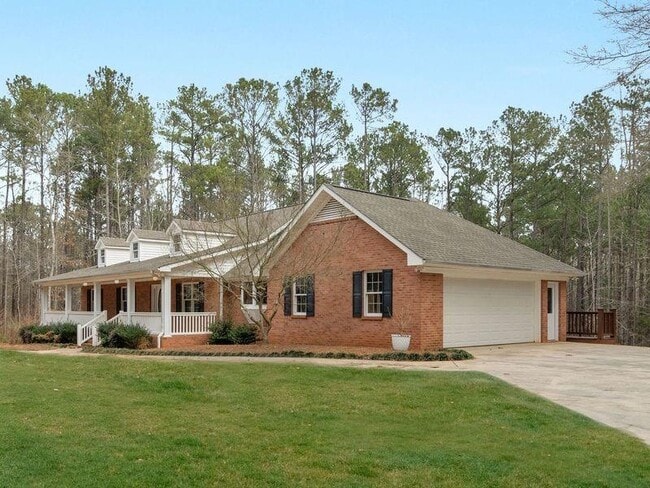 305 Riverbend Dr in Mcdonough, GA - Building Photo - Building Photo